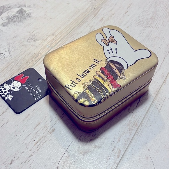 Disney travel jewelry box in gold NWT - Picture 6 of 6